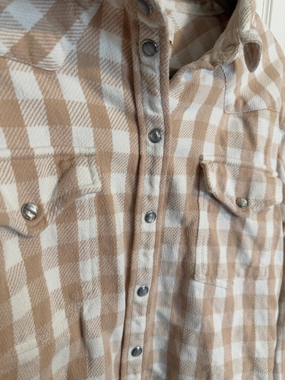J.Crew Plaid Heavy Weight Flannel Shirt Size 6 Beige White Classic Button Up - Picture 3 of 7